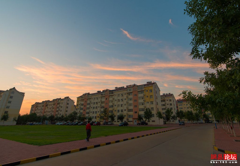 205443ve75vznhqcseif30.jpg